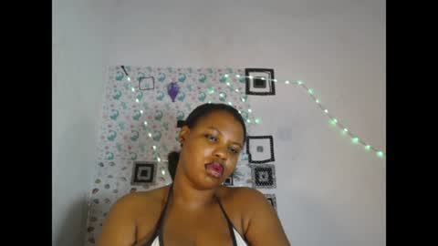 Snapshot of oneofdbestchubbygaloncb chatting on July 21, 2:47 am oneofdbestchubbygaloncb online show from July 21, 2:47 am