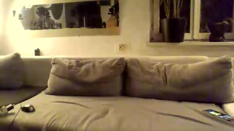 .....mICha..... online show from January 2, 1:49 am