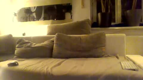 .....mICha..... online show from February 23, 5:34 am