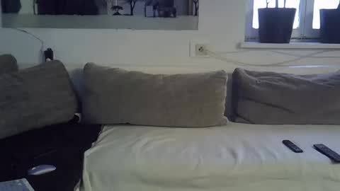 .....mICha..... online show from October 4, 7:17 am