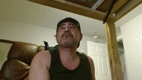 Snapshot of onewayallday chatting on December 21, 10:39 am onewaykenny online show from December 21, 10:39 am