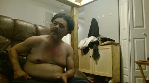 Snapshot of onewayallday chatting on February 26, 9:10 am onewaykenny online show from February 26, 9:10 am