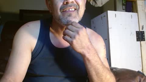 Snapshot of onewayallday chatting on November 28, 4:26 am onewaykenny online show from November 28, 4:26 am