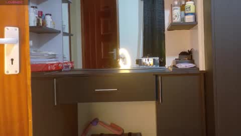 Bestie online show from January 19, 8:07 am