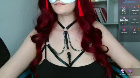 Snapshot of online_fantasy chatting on May 30, 2:47 pm Kitsune 3 online show from May 30, 2:47 pm