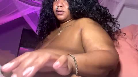 onlineerica online show from November 14, 4:44 am