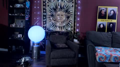 Snapshot of only1jtreasure chatting on February 4, 4:15 am Only1JTreasure online show from February 4, 4:15 am