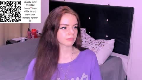 only_sarah1 online show from December 29, 12:52 am