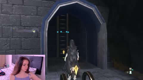 only_sarah1 online show from January 12, 10:33 pm