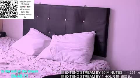 only_sarah1 online show from February 11, 8:10 pm