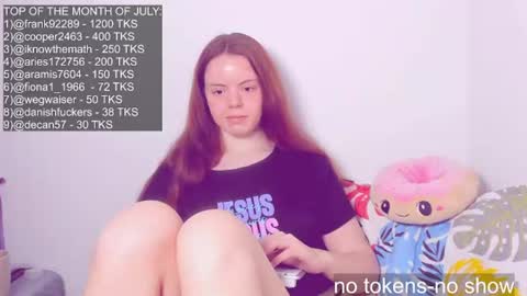 Snapshot of only_sarah1 chatting on July 22, 11:29 pm only_sarah1 online show from July 22, 11:29 pm