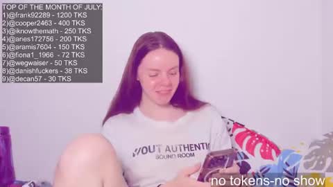 Snapshot of only_sarah1 chatting on July 24, 9:24 pm only_sarah1 online show from July 24, 9:24 pm
