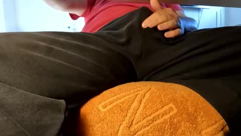 Maggus online show from November 4, 8:35 am