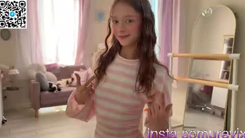 Snapshot of onlykitty_chillhere chatting on July 17, 3:24 am BARBARA online show from July 17, 3:24 am