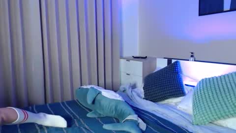 Snapshot of onlylilypeach chatting on June 5, 11:54 pm Lily Peach - online show from June 5, 11:54 pm
