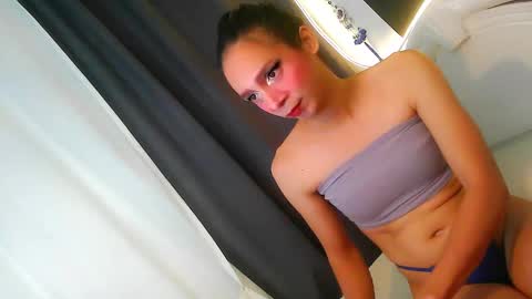 Snapshot of onlysamantha chatting on October 14, 6:42 pm Samantha - DONT FORGET TO FOLLOW AND GIVE ME THUMBS UP online show from October 14, 6:42 pm