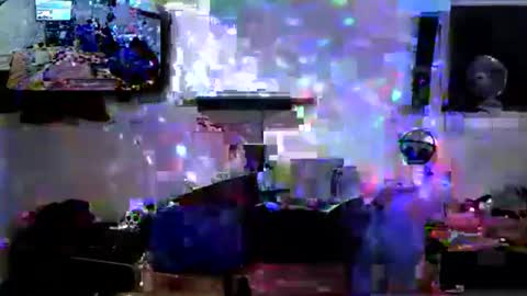 Snapshot of ontarioguy78 chatting on July 21, 1:41 am ontarioguy78 online show from July 21, 1:41 am