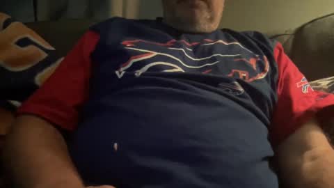 Snapshot of onthedlhere chatting on December 30, 3:03 am onthedlhere online show from December 30, 3:03 am