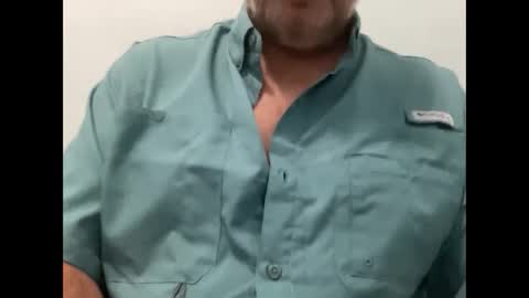 Snapshot of onthedlhere chatting on September 17, 1:46 pm onthedlhere online show from September 17, 1:46 pm