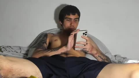 Snapshot of onzas_ chatting on March 4, 8:59 pm onzas_ online show from March 4, 8:59 pm