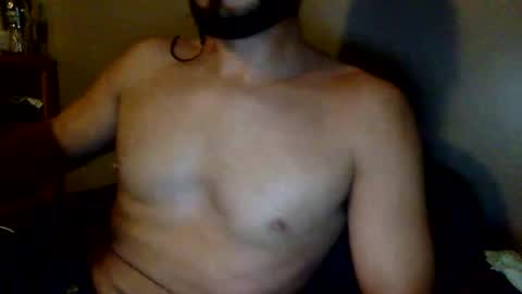 oofthatstuff online show from October 19, 8:04 am