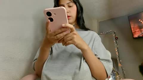 juanita online show from December 30, 3:57 pm