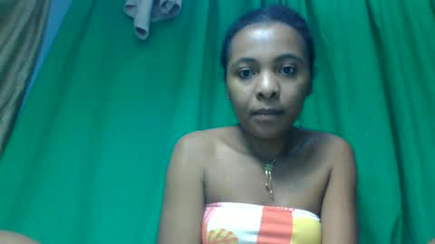 Snapshot of ooooranorosoa chatting on June 18, 8:47 am ooooranorosoa online show from June 18, 8:47 am
