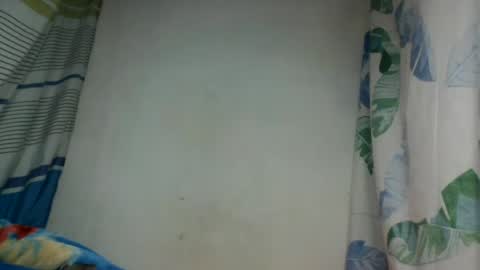 Snapshot of oooorazanamalala chatting on June 28, 12:44 pm oooorazanamalala online show from June 28, 12:44 pm