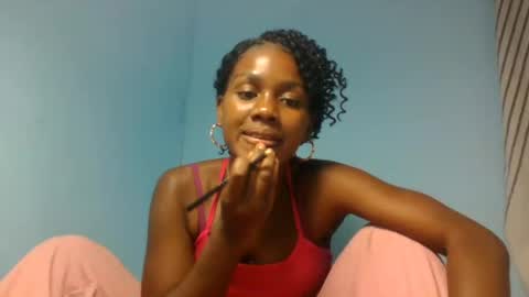 Snapshot of oooorazanasoa chatting on July 13, 5:05 pm oooorazanasoa online show from July 13, 5:05 pm