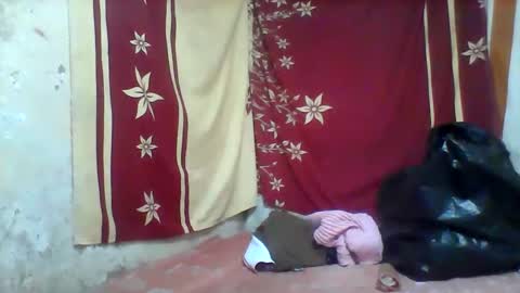 Snapshot of oooozafiette chatting on May 31, 6:09 pm oooozafiette online show from May 31, 6:09 pm