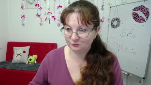 Vanessa online show from April 1, 5:19 am