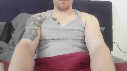 Snapshot of open_torequest chatting on February 28, 9:33 pm open_torequest online show from February 28, 9:33 pm