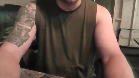 Snapshot of open_torequest chatting on November 4, 5:23 pm open_torequest online show from November 4, 5:23 pm