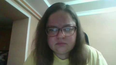 Snapshot of opiumvelour chatting on June 8, 5:13 pm opiumvelour online show from June 8, 5:13 pm