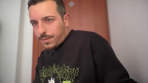 or online show from December 4, 10:57 am