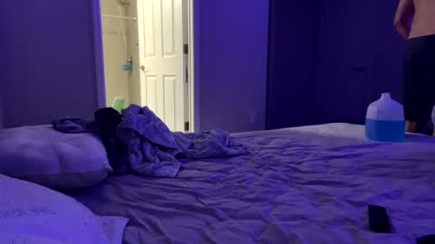 Snapshot of oralking123 chatting on December 6, 3:33 pm oralking123 online show from December 6, 3:33 pm