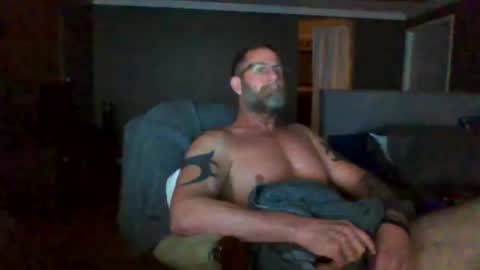 Snapshot of oralking123 chatting on October 11, 5:39 am oralking123 online show from October 11, 5:39 am