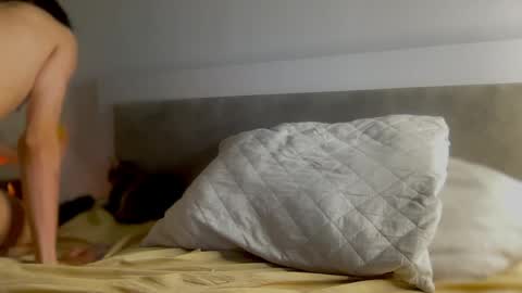 Snapshot of orange__boy chatting on May 25, 4:57 pm Justin online show from May 25, 4:57 pm
