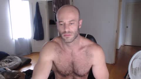 Snapshot of oregon87 chatting on January 3, 9:26 pm The Oregon Lumberjack online show from January 3, 9:26 pm