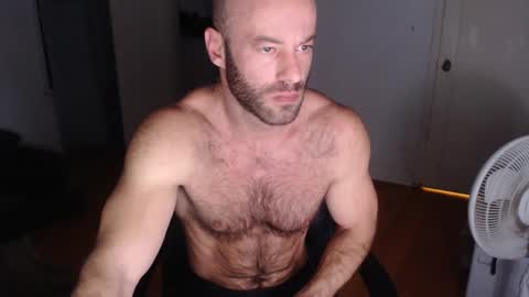 Snapshot of oregon87 chatting on January 9, 2:51 pm The Oregon Lumberjack online show from January 9, 2:51 pm