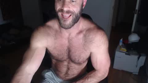 Snapshot of oregon87 chatting on March 1, 3:32 am The Oregon Lumberjack online show from March 1, 3:32 am