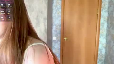 Snapshot of orethaellifritz chatting on July 7, 7:23 am Yesenia online show from July 7, 7:23 am