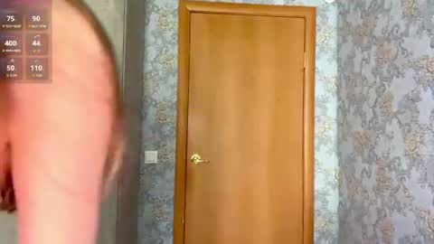 Snapshot of orethaellifritz chatting on July 18, 7:12 am Yesenia online show from July 18, 7:12 am