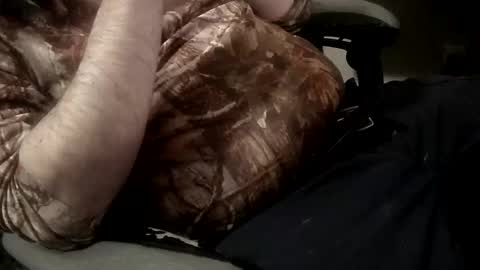 orgasmgiver9090 online show from March 3, 6:47 pm