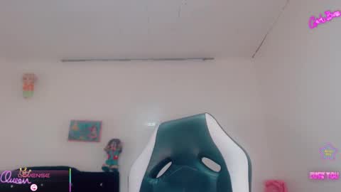 Snapshot of oriana_braom chatting on March 15, 8:26 pm Oriana braom online show from March 15, 8:26 pm