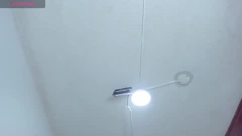 Snapshot of oriana_guzman chatting on December 15, 11:12 am Miss Guzman online show from December 15, 11:12 am