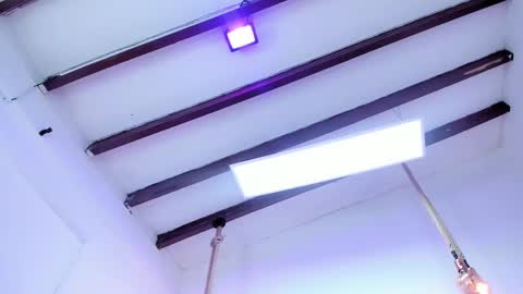 Snapshot of oriana_guzman chatting on December 17, 6:20 pm Miss Guzman online show from December 17, 6:20 pm