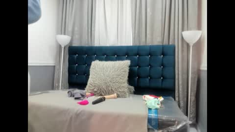 Snapshot of oriana_jhonson chatting on April 14, 11:27 am Oriana online show from April 14, 11:27 am