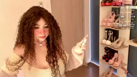 Snapshot of orianna_reed chatting on June 1, 12:23 am oriana online show from June 1, 12:23 am