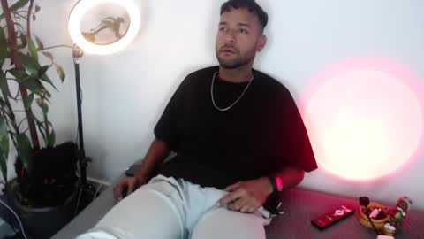 orlando_horny online show from October 14, 12:44 am